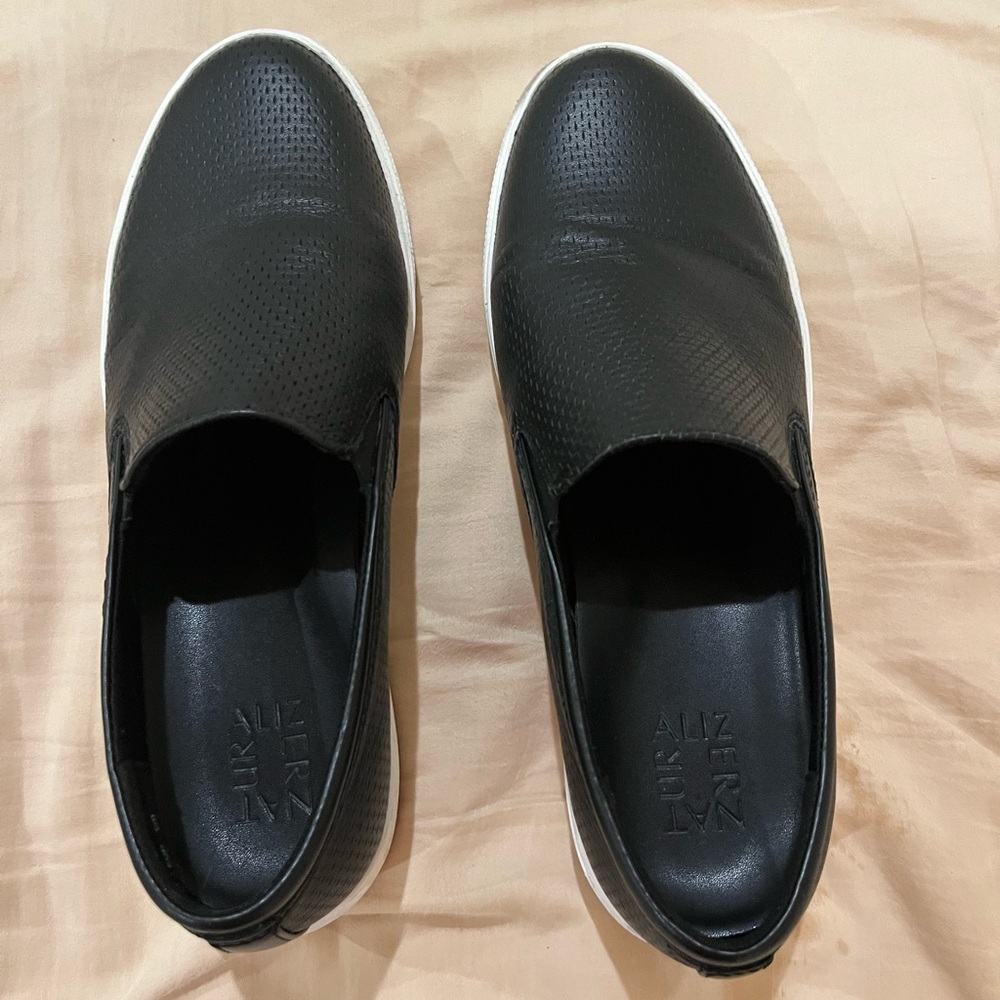Black Slip-On Naturalizer Sneakers